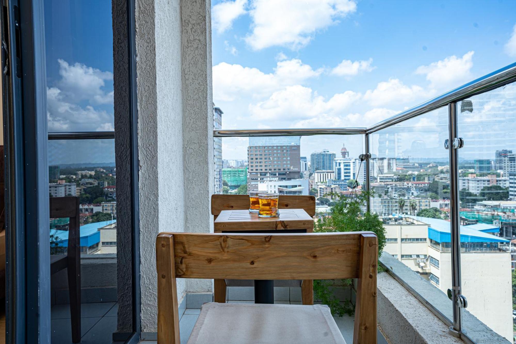 Elite One Bedroom Apartment,Swimming Pool, Gym, Workspace ,Wonderiss Homes Close Proximity To Gtc, Jw Mariott And Kempinski ナイロビ エクステリア 写真