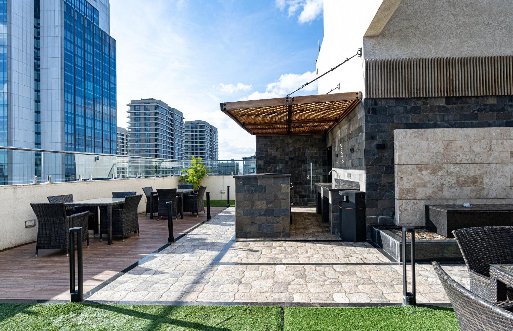 Elite One Bedroom Apartment,Swimming Pool, Gym, Workspace ,Wonderiss Homes Close Proximity To Gtc, Jw Mariott And Kempinski ナイロビ エクステリア 写真